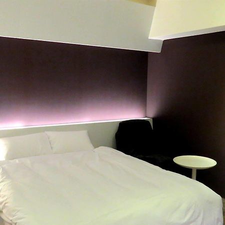 Inn Taichung Hostel Exteriör bild